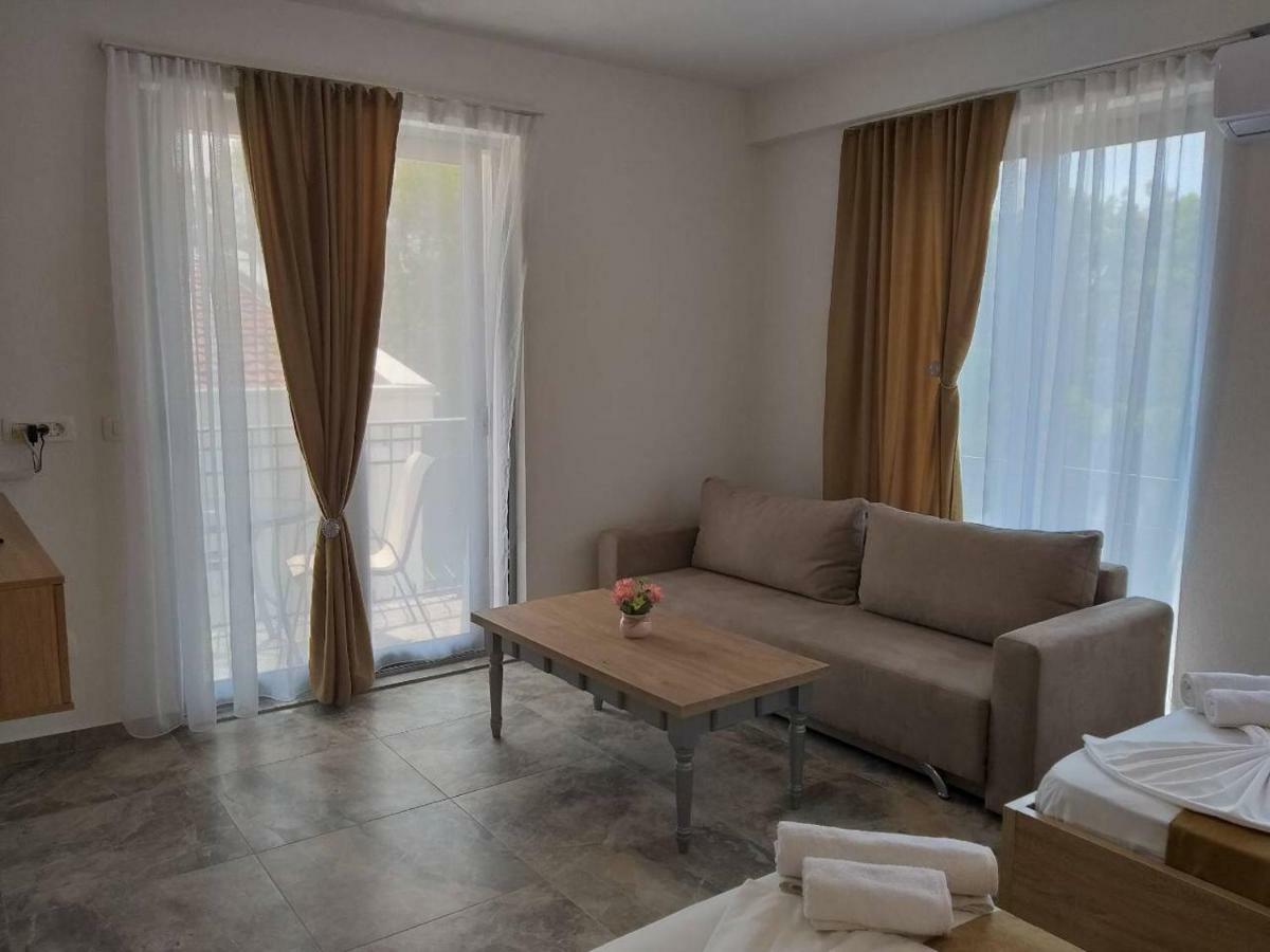 Hotel Gothia Ulcinj Eksteriør billede